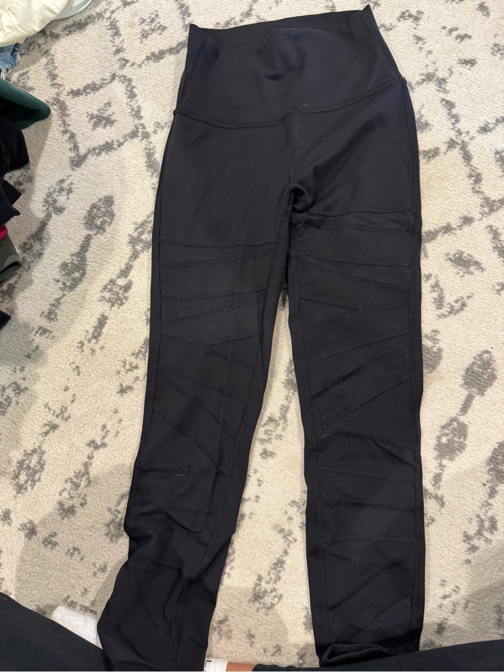 Lululemon cut out leggings